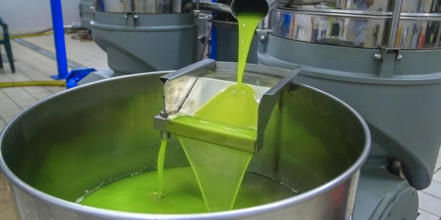 L’huile d’olive est en train de redevenir un produit abordable au Maroc