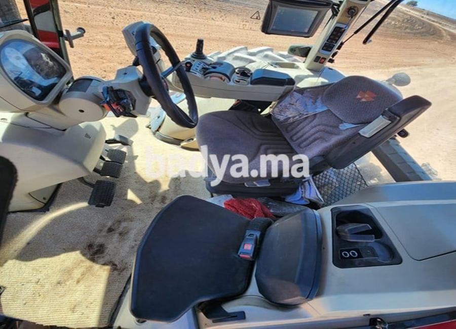 MASSEY FERGUSON 8737 année 20017